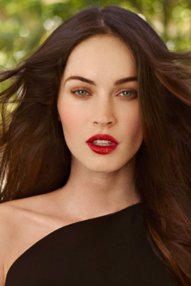 Яркая стильная актриса Меган Фокс