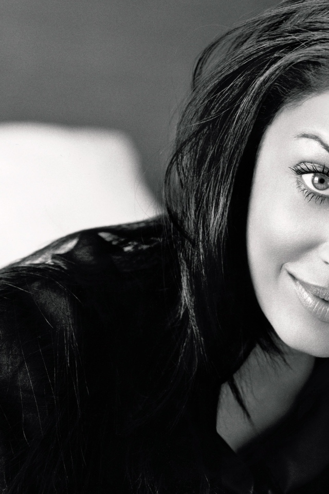 Индийская актриса Айшвария Рай, черно - белое фото