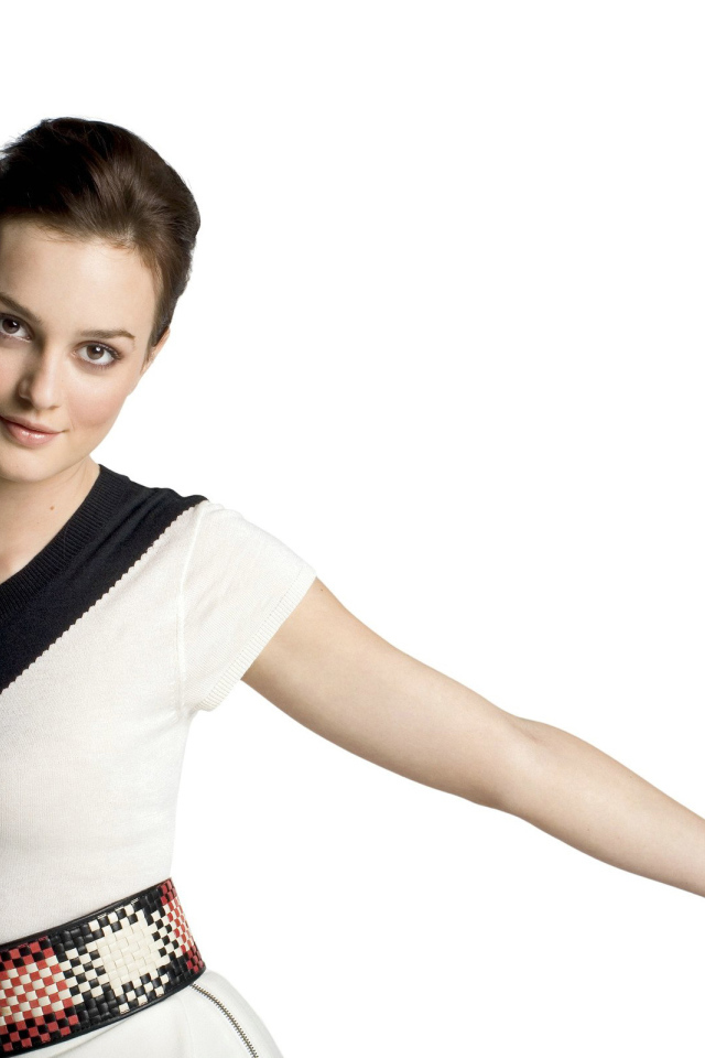 Молодая актриса Лейтон Мистер фото на белом фоне