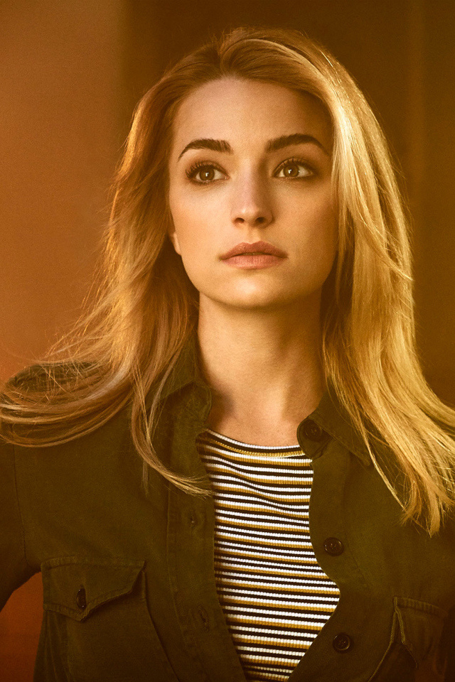 Молодая блондинка, актриса Брайан Хауи