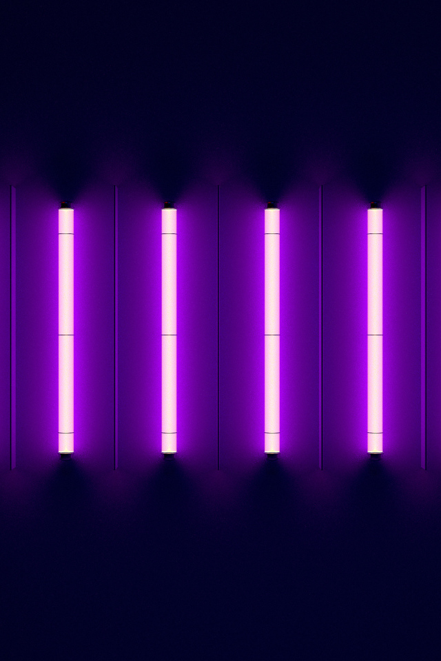 Неоновые светящиеся лампы на синем фоне