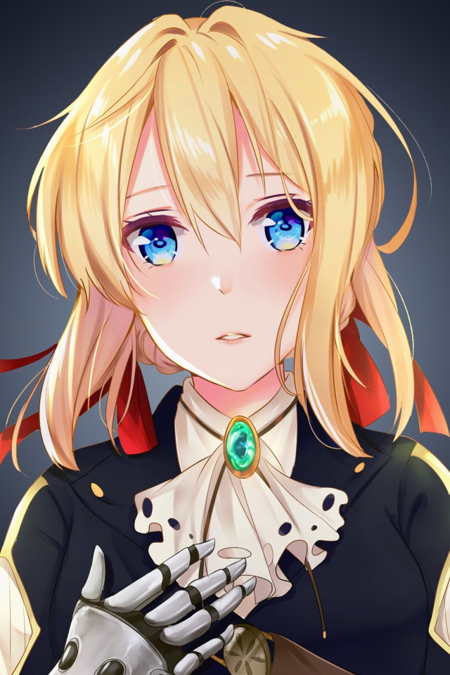 Девушка аниме Вайолет Эвергарден на сером фоне