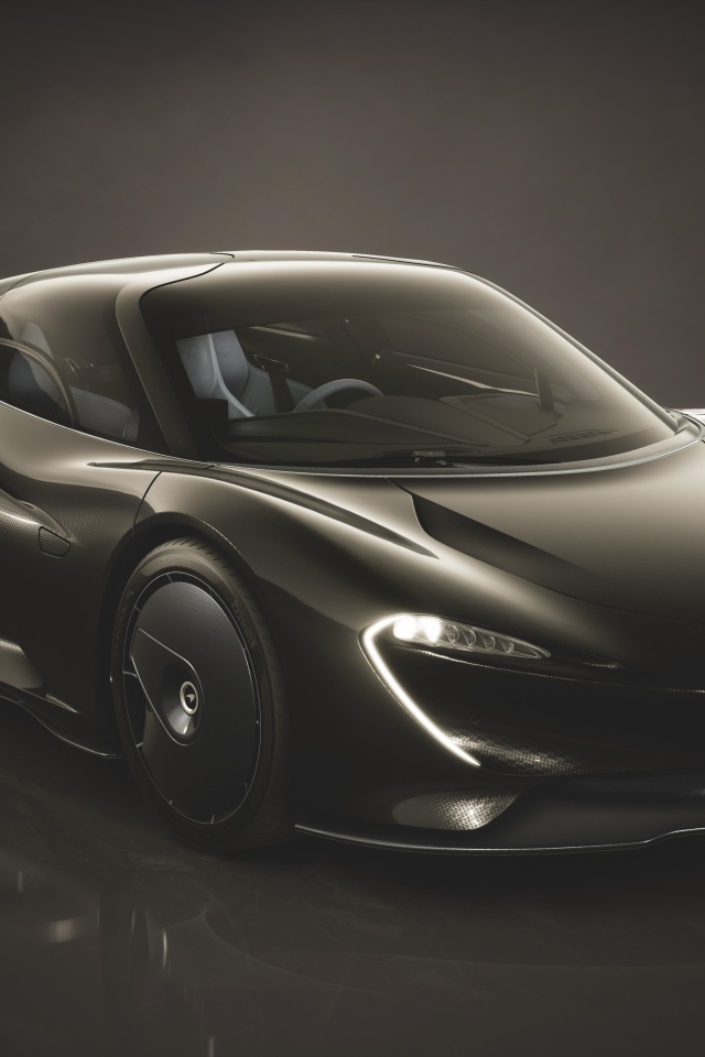 Черный автомобиль  Speedtail Stratosphere 2019 года