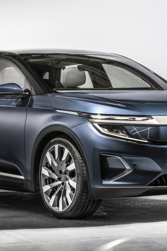 Автомобиль BYTON M-Byte 2020 года на сером фоне