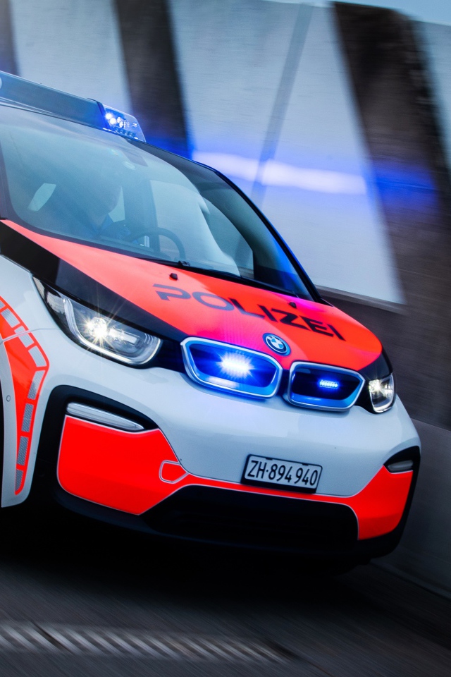 Служебный автомобиль BMW I3 Polizei 2019 года
