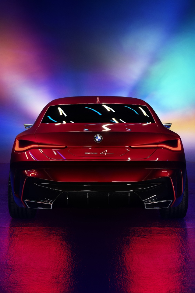 Красный автомобиль BMW Concept 4 2019 года вид сзади