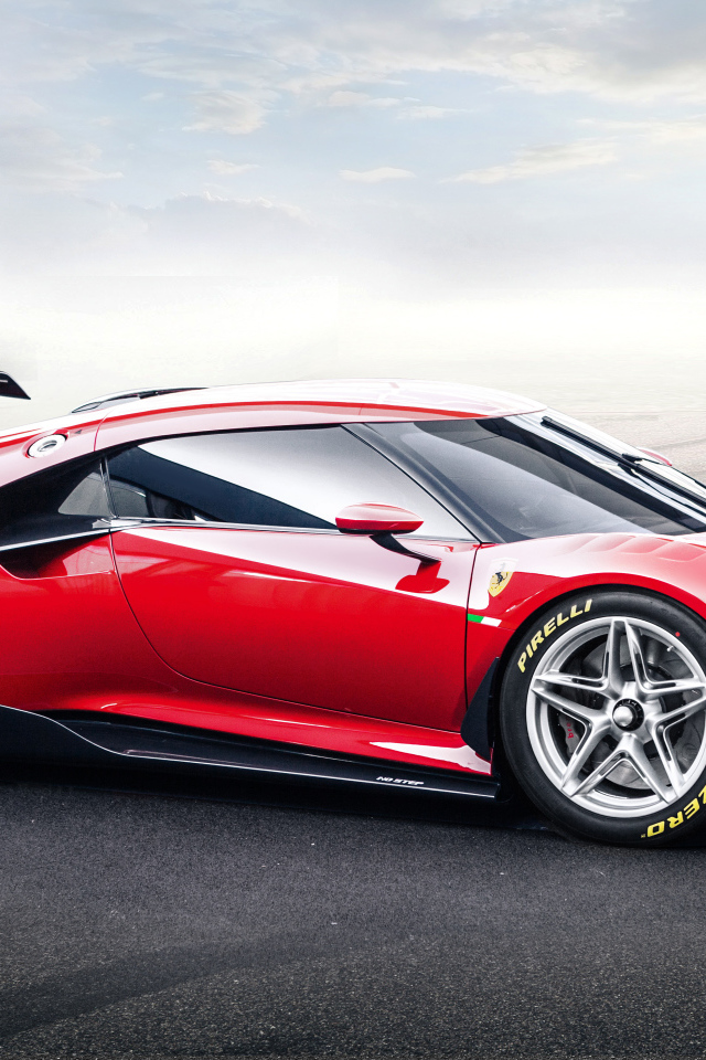 Быстрый дорогой красный автомобиль Ferrari P80C 2019 года