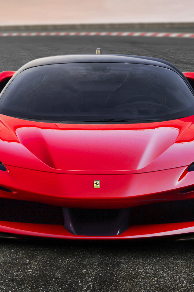 Красный спортивный автомобиль Ferrari SF90 Stradale, 2019 года
