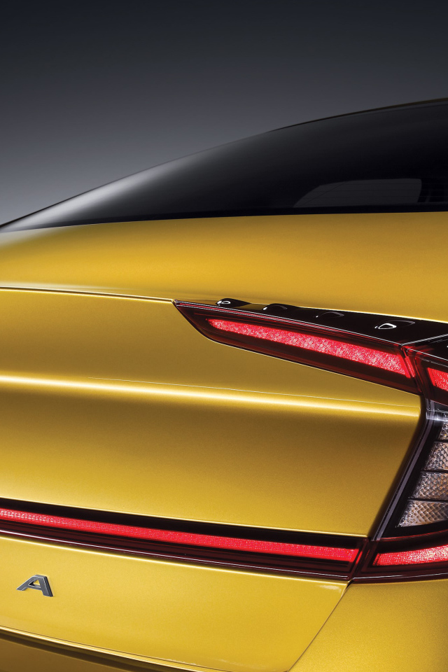 Фирменный знак автомобиля Hyundai Sonata 2019 года