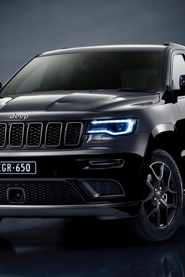 Внедорожник Jeep Grand Cherokee S Limited 2019 года 