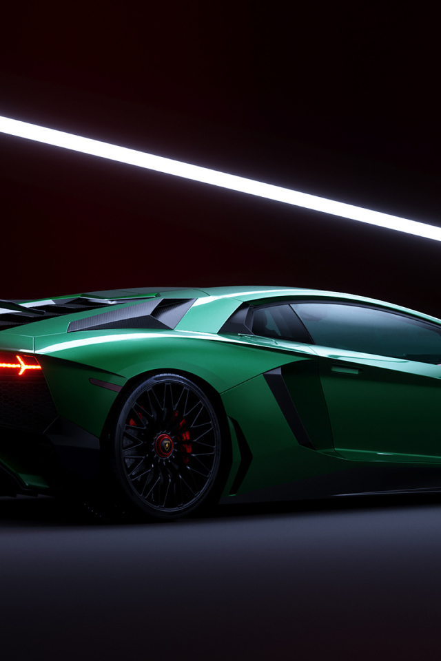 Зеленый спортивный автомобиль Lamborghini Aventador SV вид сзади
