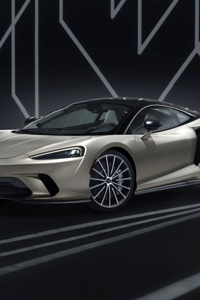 Спортивный автомобиль McLaren GT By MSO 2019 года