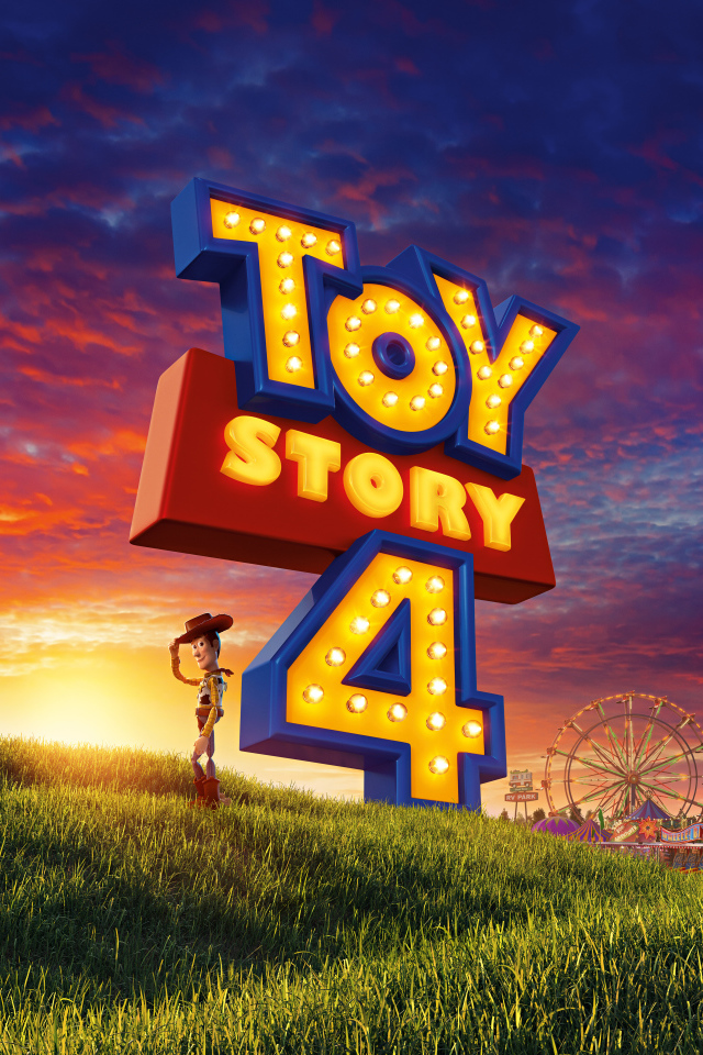 Ковбой Вуди на зеленой траве персонаж мультфильма История игрушек 4