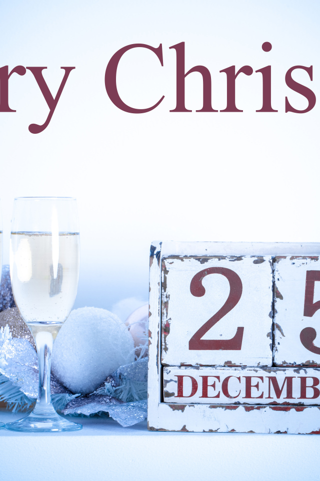 Открытка на Рождество с бокалами 