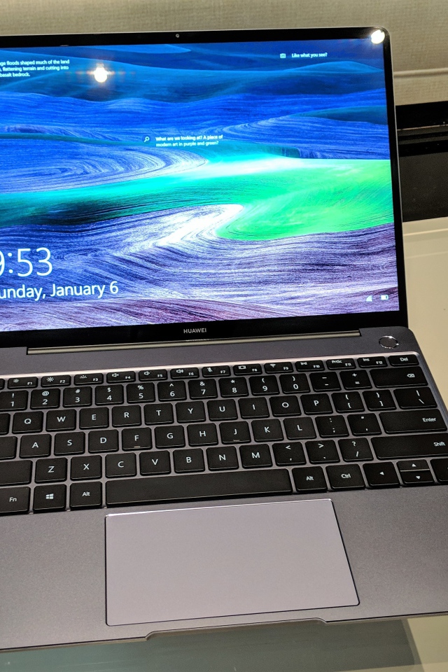 Тонкий ноутбук Huawei MateBook 13, CES 2019