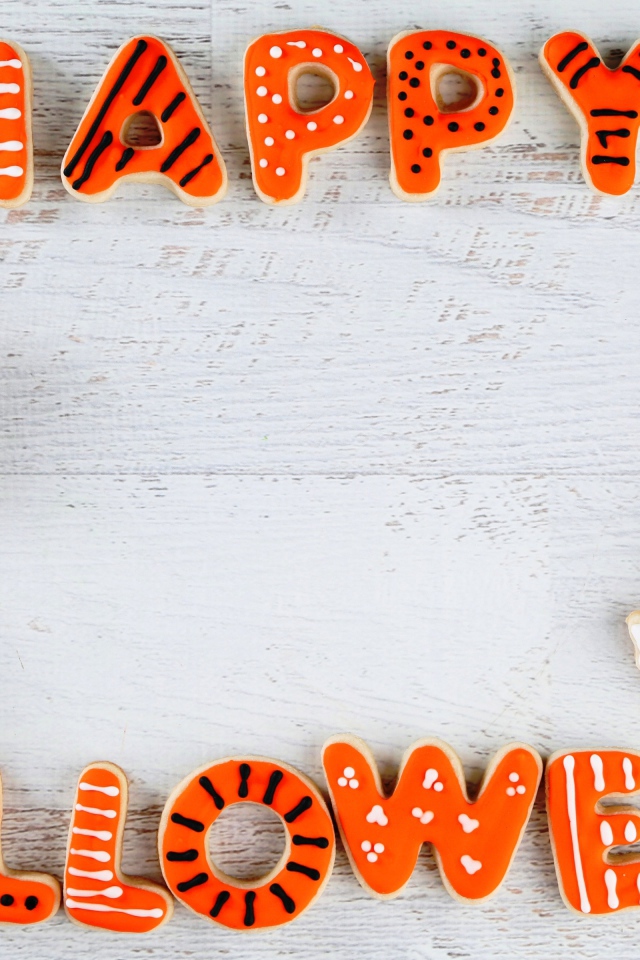 Печенье на столе на праздник Хэллоуин 