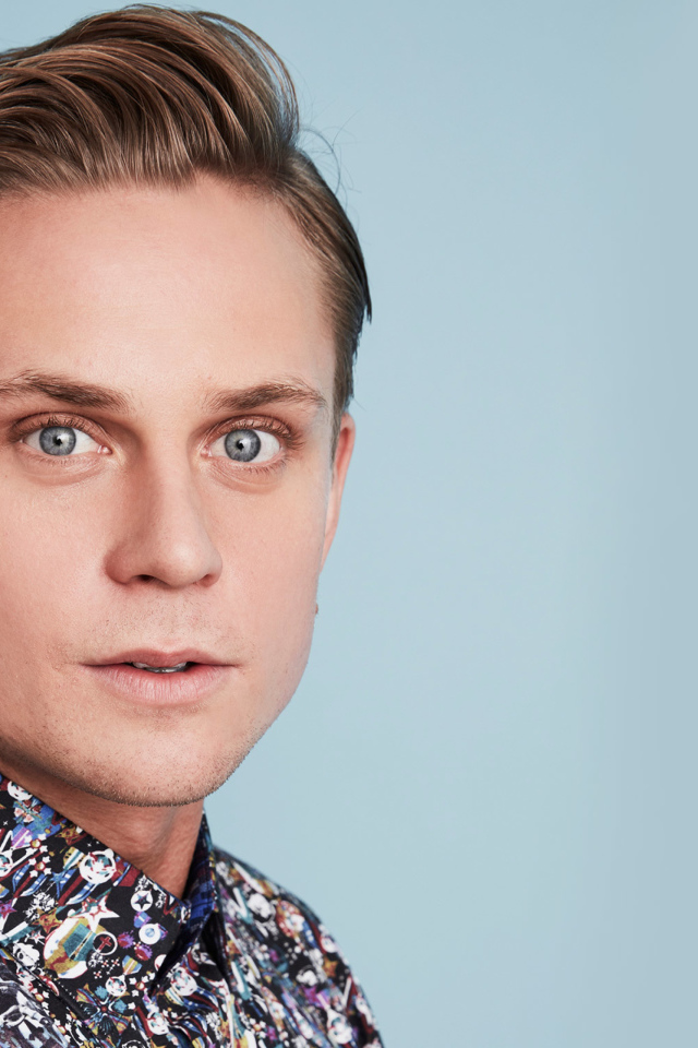 Красивый голубоглазый мужчина, актер Билли Магнуссен