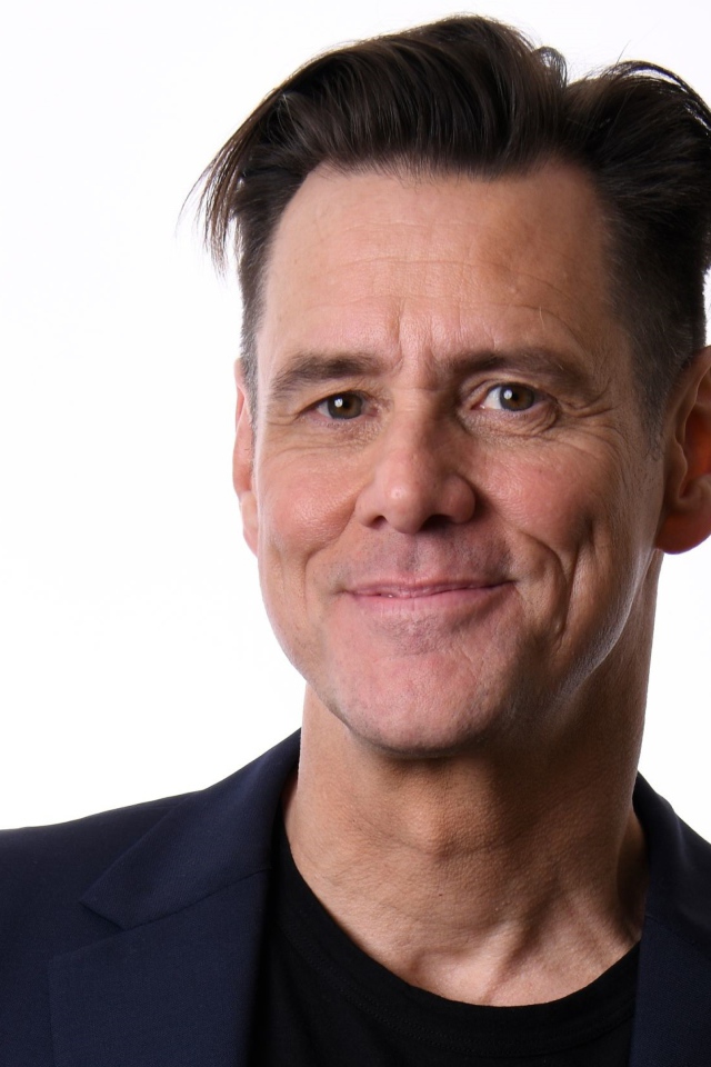 Популярный актер Джим Керри на белом фоне