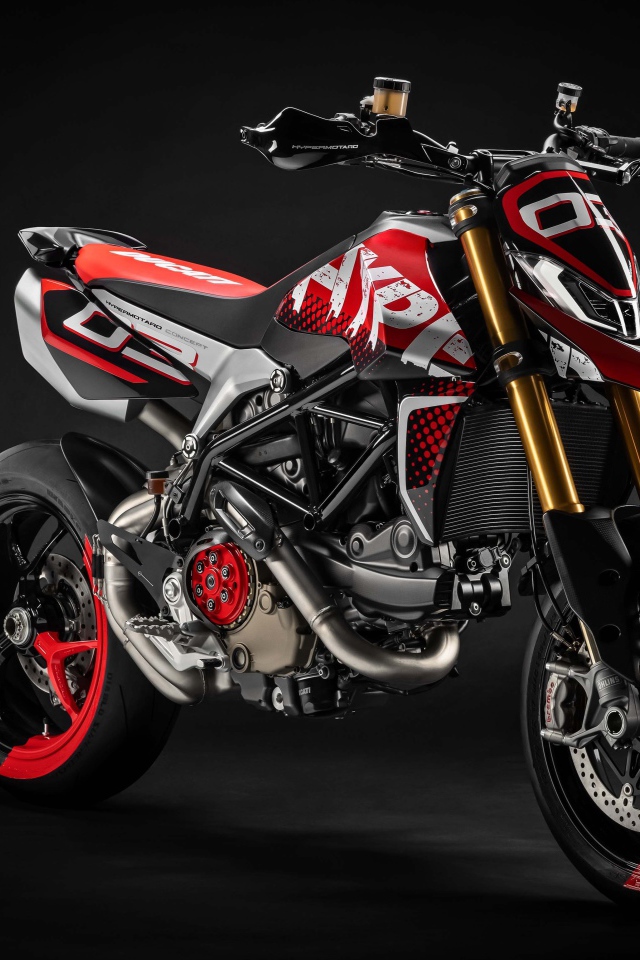 Мотоцикл Ducati Hypermotard 950 Concept 2019 года на сером фоне