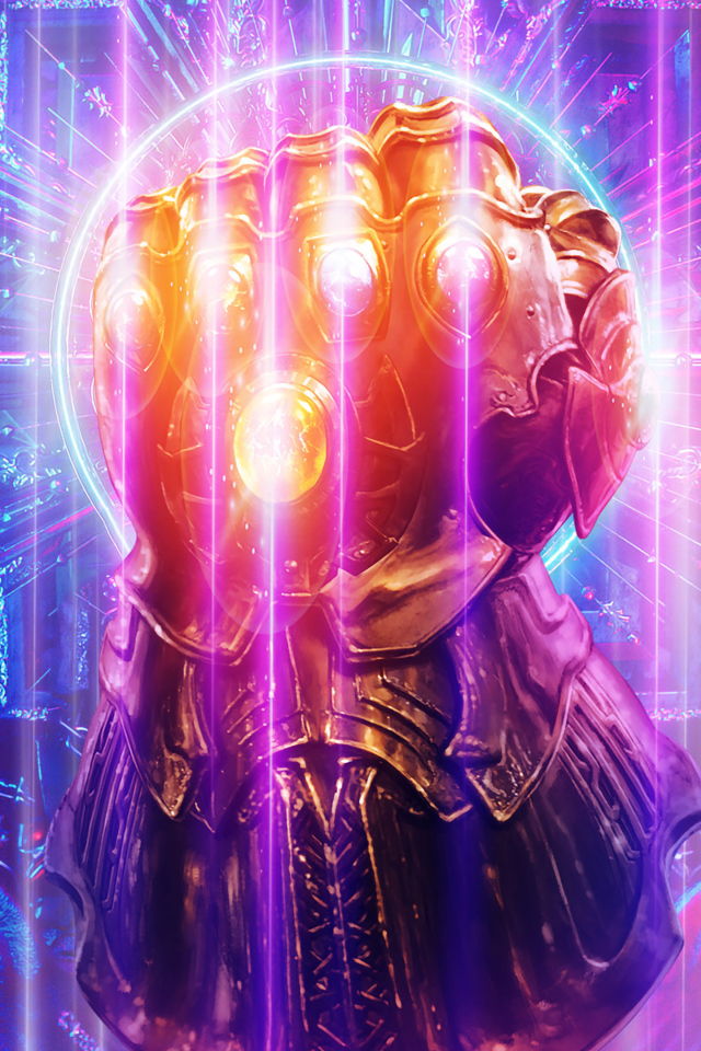 Перчатка Бесконечности крупным планом