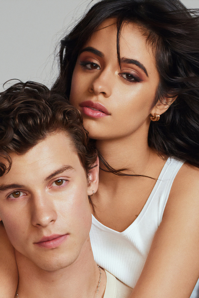 Молодые исполнители Шон Мендес и Камила Кабельо