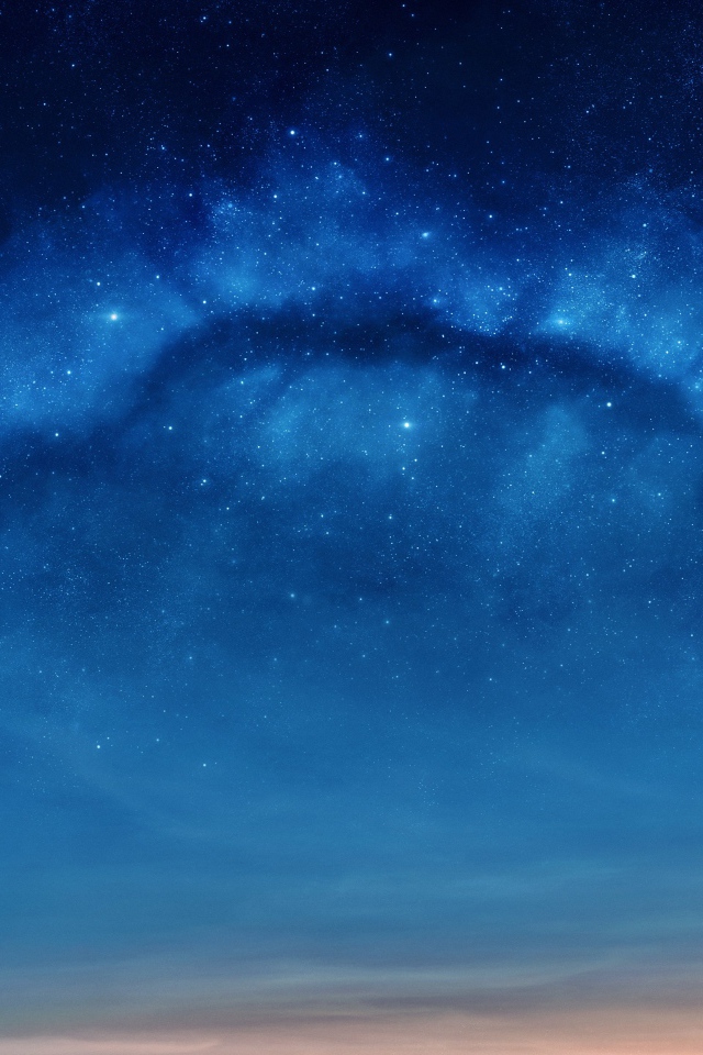 Яркие звезды в голубом небе ночью 