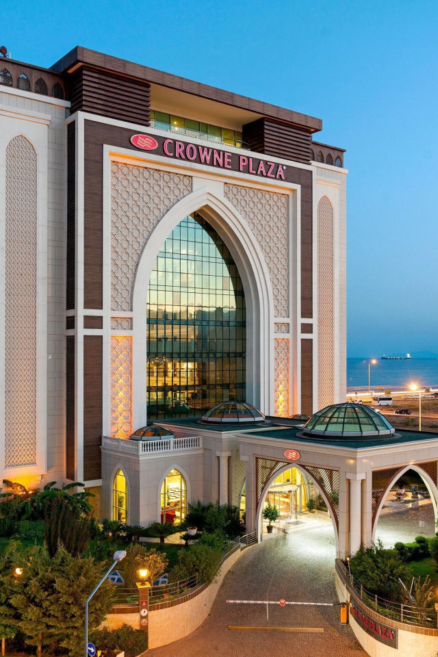 Красивый отель Кроун плаза Анталья, Турция