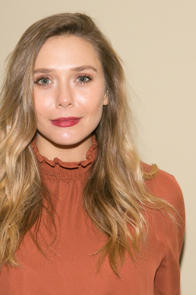 Милая девушка, актриса Элизабет Олсен 