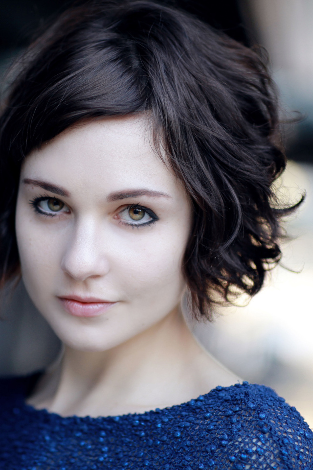 Актриса Таппенс Мидлтон с короткой стрижкой 