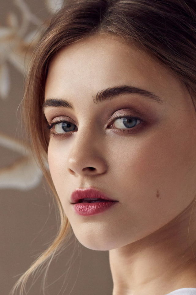 Нежная голубоглазая девушка, актриса Джозефин Лэнгфорд