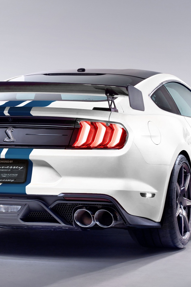 Спортивный автомобиль Hennessey GT500 Venom 1000, 2020 года вид сзади