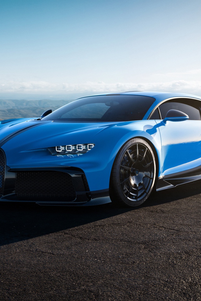 Синий автомобиль Bugatti Chiron Pur Sport 2020 года 