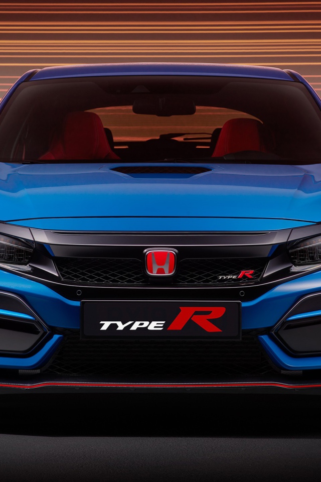 Синий автомобиль Honda Civic Type R GT 2020 года вид спереди
