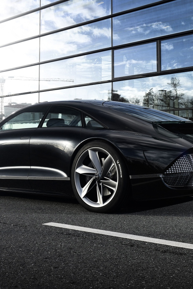 Черный автомобиль Hyundai Prophecy 2020 года вид сзади