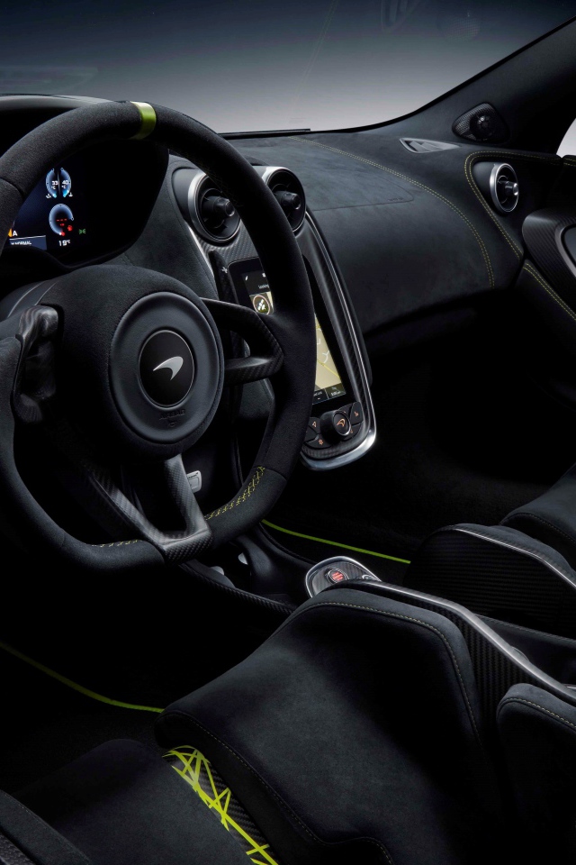 Салон автомобиля McLaren MSO 600LT Spider Segestria Borealis 2020 года 