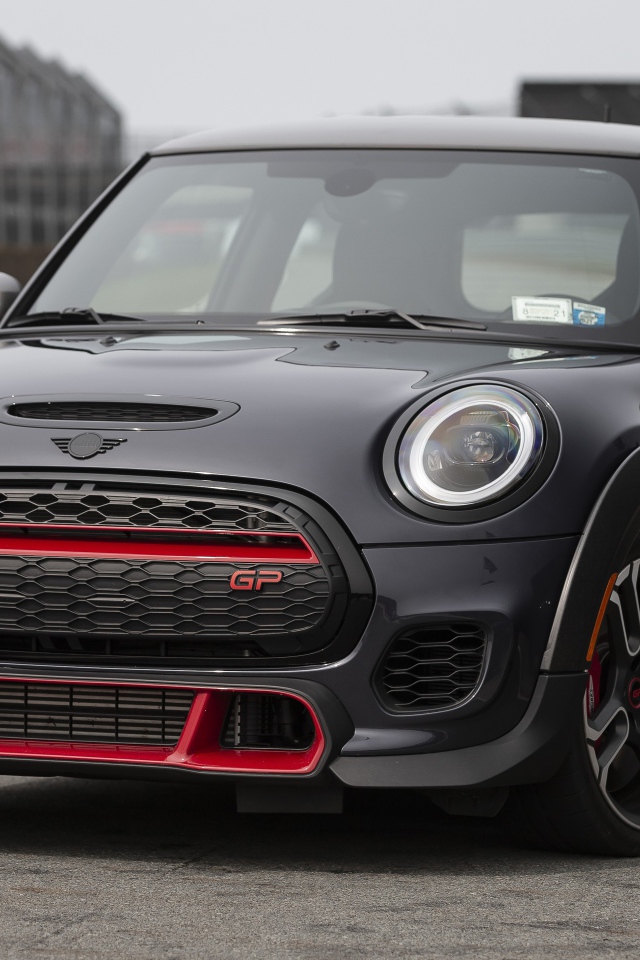 Черный автомобиль  MINI John Cooper Works GP, 2021 года 