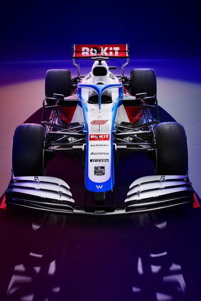Гоночный автомобиль Williams FW43,  2020 года на синем фоне вид спереди