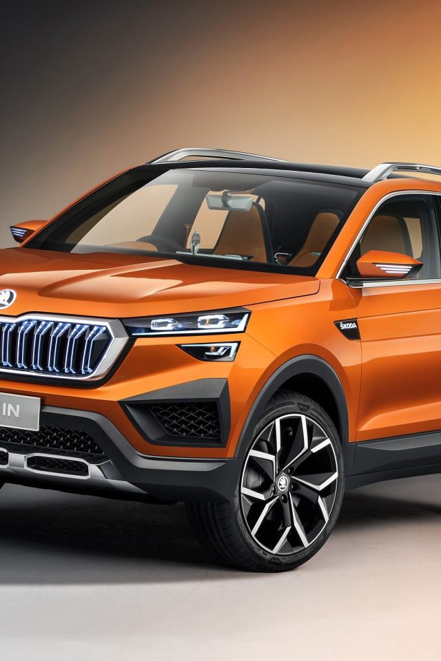 Оранжевый внедорожник Skoda Vision IN 2020 года