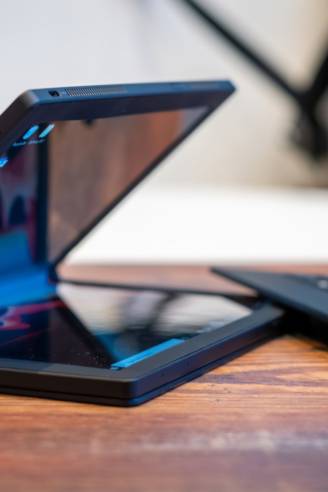 Новый гибкий ноутбук Lenovo ThinkPad X1 Fold, 2020