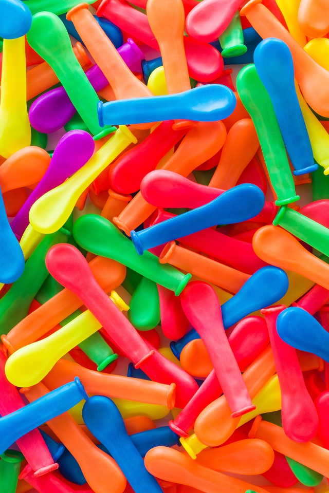 Разноцветные надувные шарики крупным планом