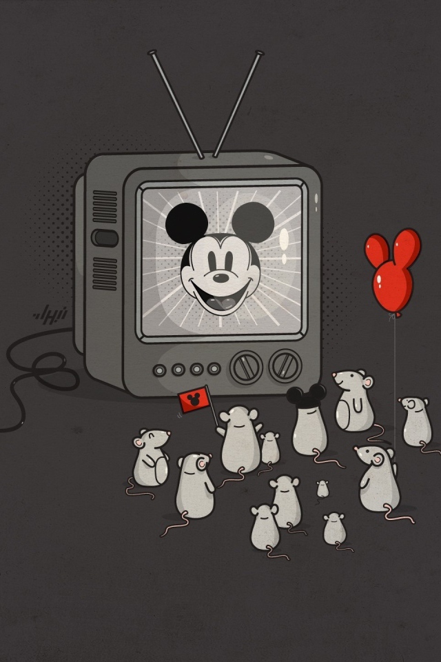 Мыши смотрят по телевизору мультфильм про Микки Мауса