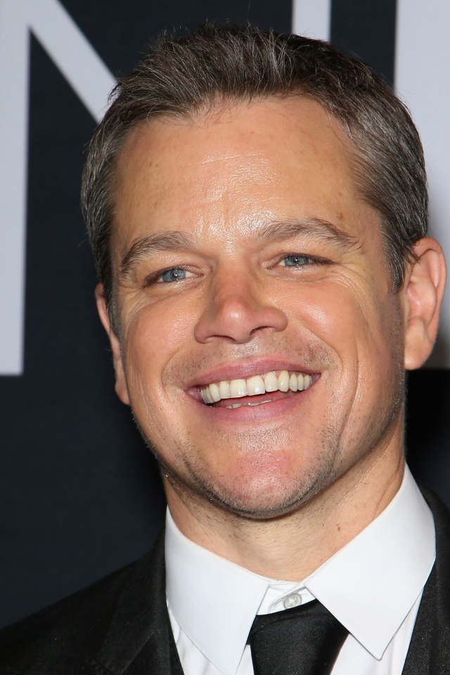 Улыбающийся мужчина, актер Мэтт Деймон