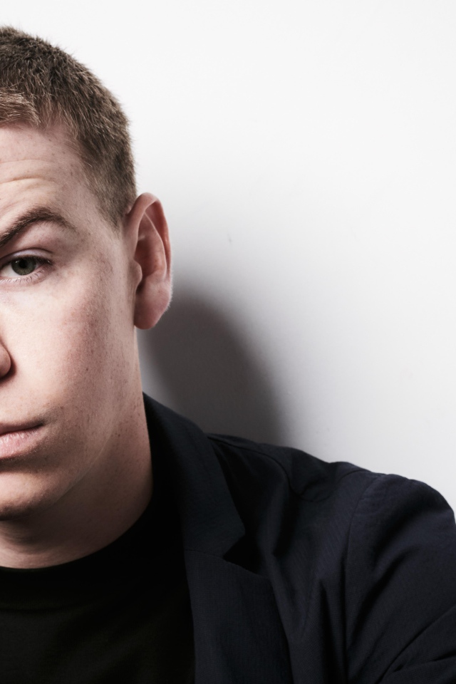 Молодой британский актер Уилл Поултер