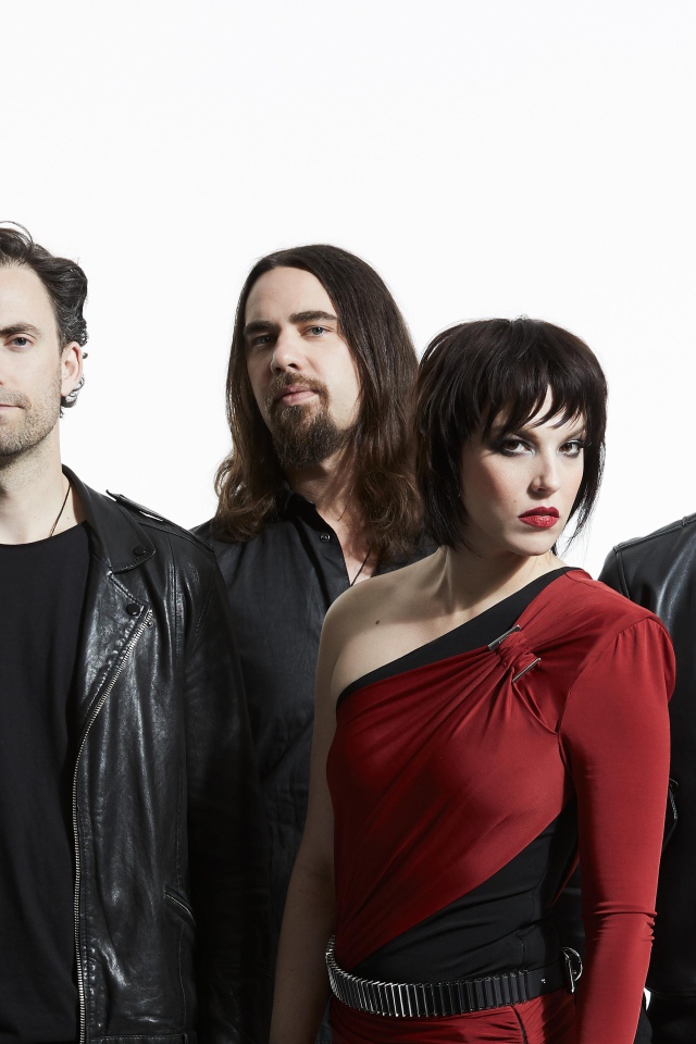 Рок группа Halestorm на белом фоне