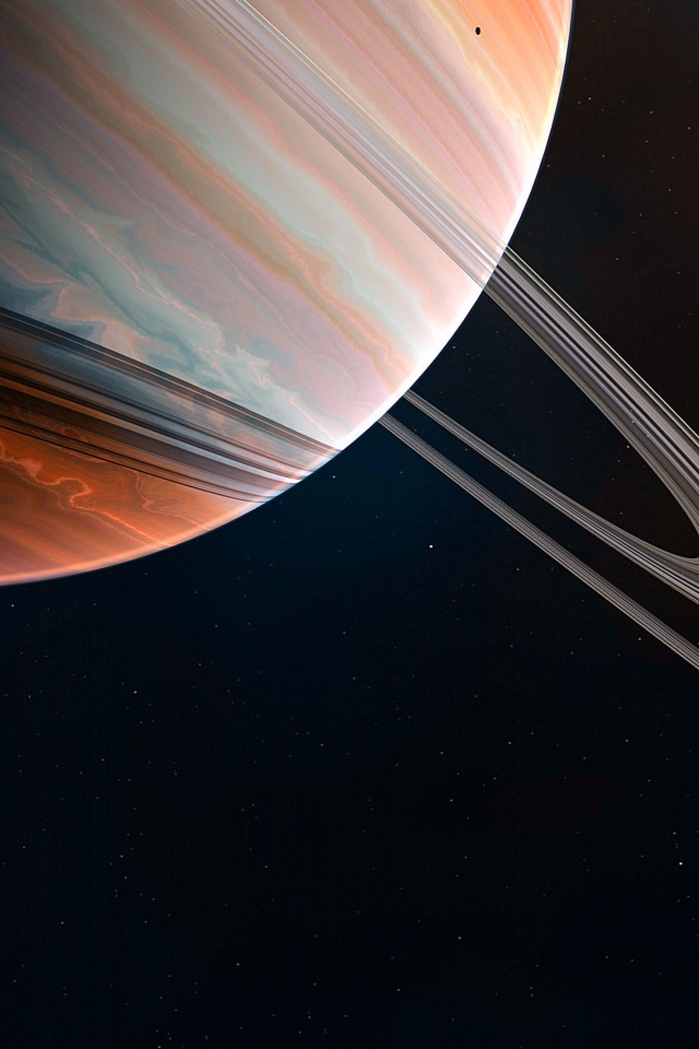 Большая планета Сатурн с кольцами крупным планом