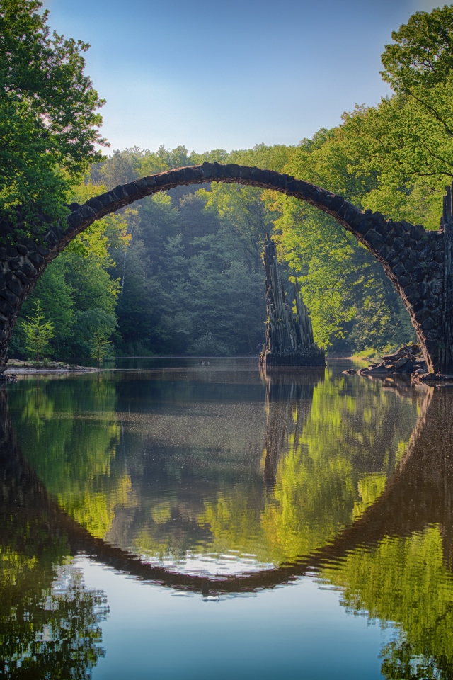 Чертов мост Ракотцбрюке через реку, Германия