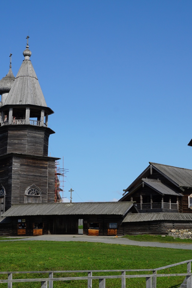 Старинный деревянный музей, Карелия. Россия 