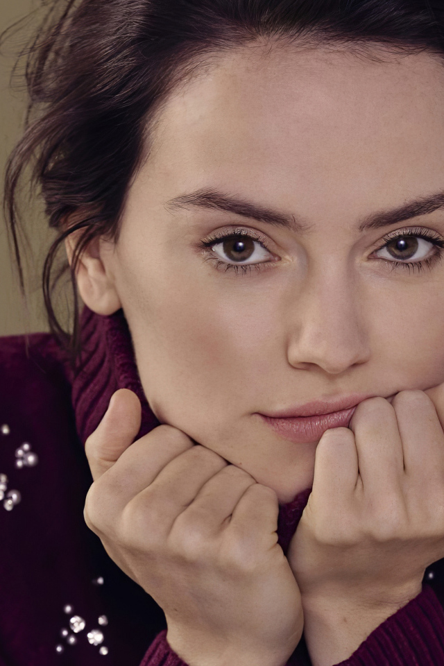 Актриса Дэйзи Ридли лицо крупным планом