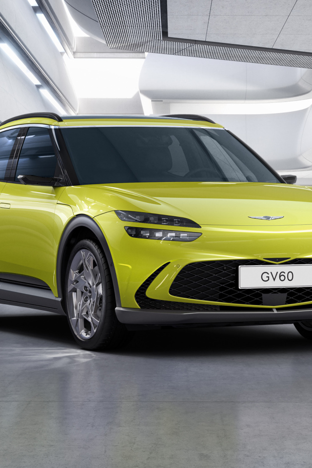 Желтый автомобиль Genesis GV60, 2021 года в здании