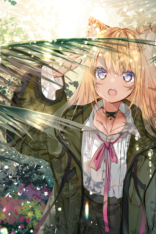 Аниме девушка в зеленых листьях папоротника